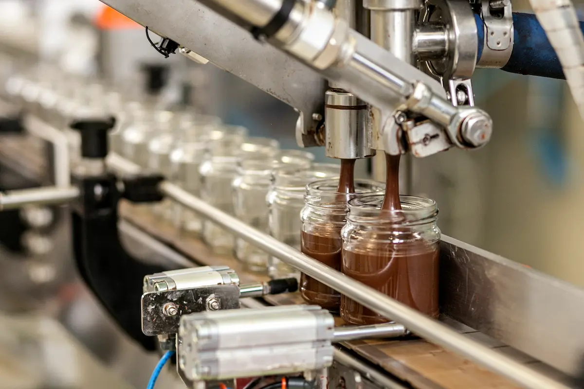 Production of Deanocciola jars